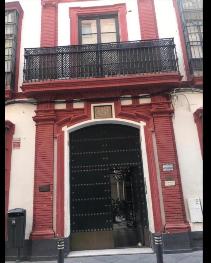 Piso A 60 Metros De La Catedral Apartment Seville Exterior photo